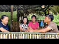 Download Lagu She was sad when both her mother and sister objected to Tu taking money to treat her illness