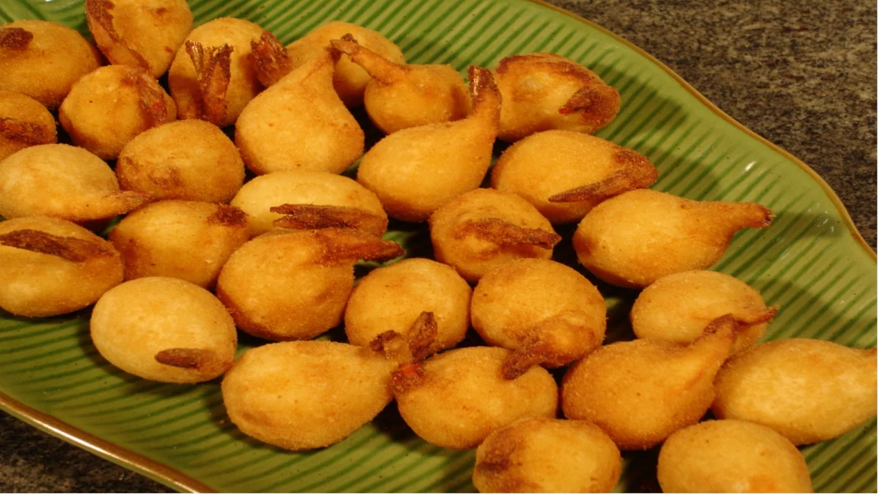 CURSO PRODUÇÃO DE SALGADOS FINOS PARA FESTAS RECEITA DE CAMARÃO EMPANADO