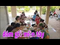 Download Lagu Gia Đình Nấu Mấy Món Ăn Ngon Cúng Đám Giỗ Bà Cóc # SĂN BẮT ĐỒNG THÁP #