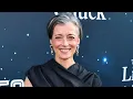 Ferris Bueller s Mia Sara Makes Stunning Red Carpet Comeback After 14 Years