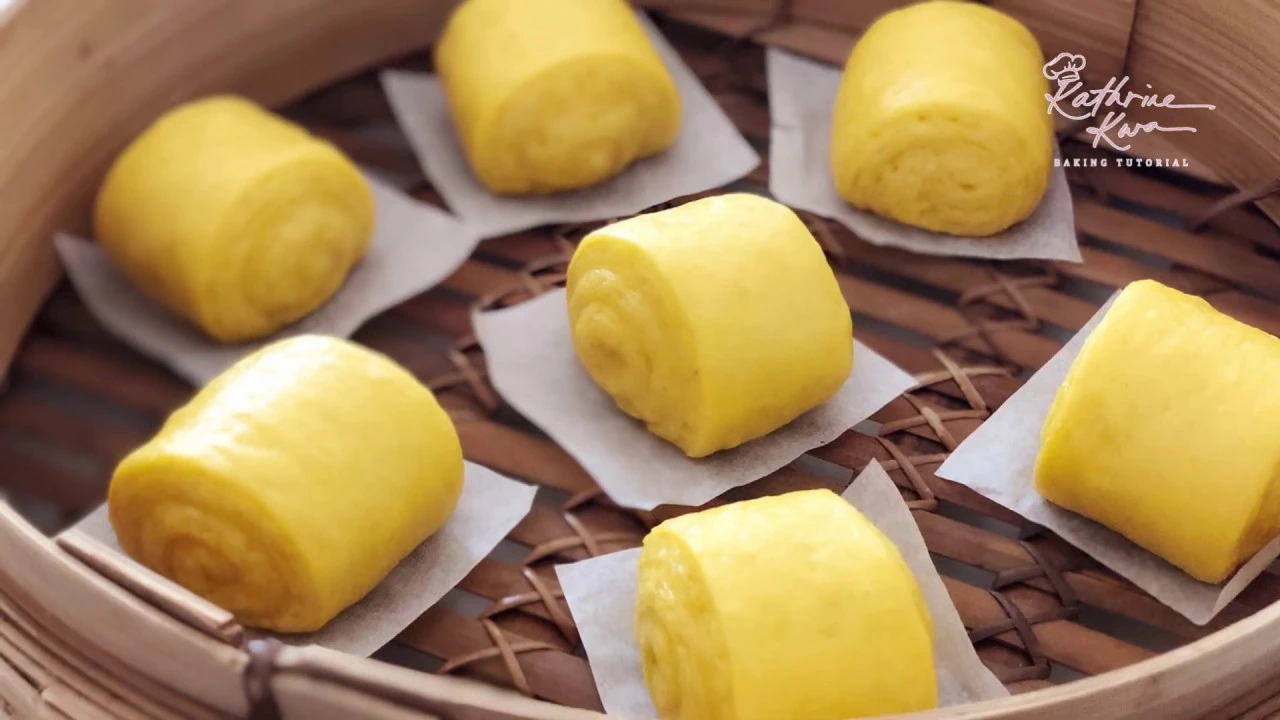 Pumpkin Steamed Buns 南瓜馒头