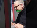 Download Lagu Ik heb nog een bril nodig