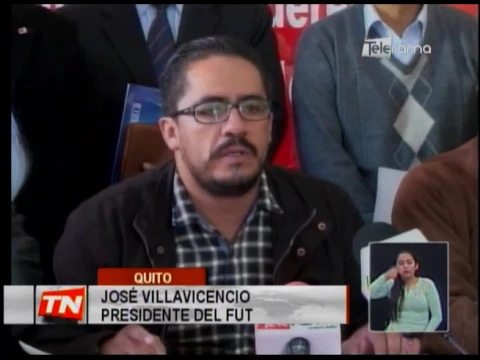 Asambleístas piden a director del IESS explicación sobre deuda