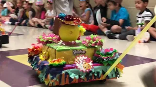 Hoffman Elementary 2018 Fiesta parade Shoebox