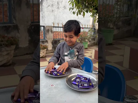 Smartest way to share chocolate! ✨🥰