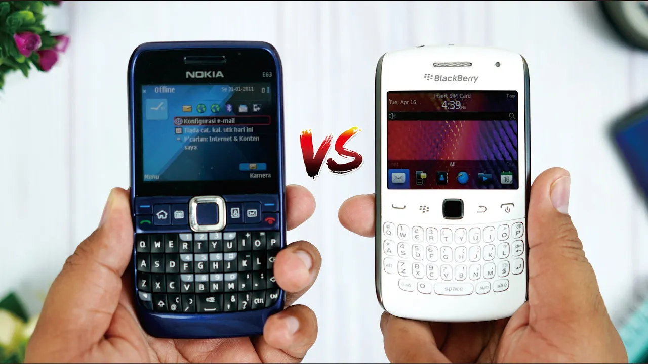 Kali ini unboxing dan membahas Handphone dari Blackberry, yaitu Blackberry Q5. HP ini merupakan seri. 