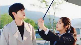 روح شريرة بتدخل جوا جسم فنان مشهور عشان تقتل بنت معينة بيعينها حارسة شخصية عنده ملخص مسلسل كورى 