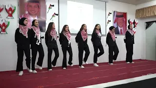 فقرة الدبكة من أداء طالبات مدارس الجيل الجديد 