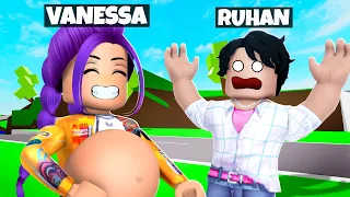 A RUMI ESTÁ GRÁVIDA NO ROBLOX E TEVE UM BEBÊ