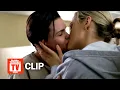 Download Lagu Orange Is the New Black - Piper Kisses Stella Scene S3E10 | Rotten Tomatoes TV