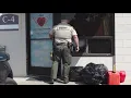 Sheriff s deputies respond to pet cremation business to help owners get their animals back