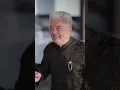 她自導自演一場騷擾戲，只為讓高冷小叔出手救自己！殊不知男人早已看穿，卻故意將計就計把她留在身邊，將所有偏愛都給了她！