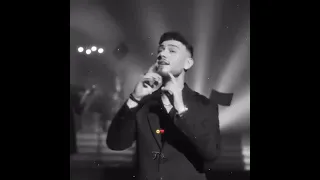 مشيت شوارع يما انا بطولي غنيت لكل الناس وغنولي  مشيت شوارع يما انا بطولي غنيت لكل الناس وغنولي