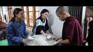 စုစုပေါင်း ဘုန်းကြီးကျောင်း(၅)ကျောင်းကို အာရုံဆွမ်းကပ်လှုခြင်းကို အပတ်စဉ်ပြုလုပ်ကုသိုလ်
