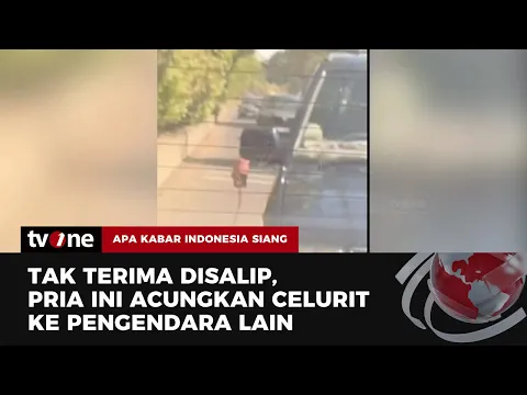 Viral Pengemudi Mobil di Surabaya Acungkan Celurit