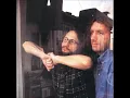 Düş Sokağı Sakinleri - Hüzün kovan kuşu