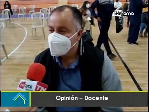 Se coloca segunda dosis de inmunización a docentes de la zona 6 de educación