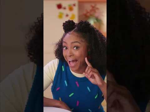 I Spy Challenge: Yellow! 💛 | Megan and Cupcake Shorts | Disney Jr.