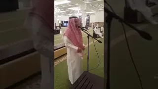 muadhin of masjid nabawi surprises locals by giving beautiful azaan sheikh abdul majeed surayhi
