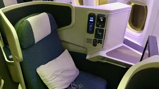 Cathay Pacific 777 Business Class Hong Kong to Vancouver CX888