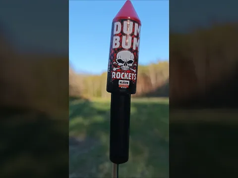 Dum Bum ☠️ Rockets #salute #fireworks #polenböller