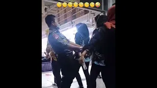 رجل الامن تفتيش الحريم  رجل الامن تفتيش الحريم