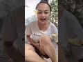 ABG CANTIK LIVE LAGI SUAPIN PONAKAN MAKAN|| MANTAP BANGET