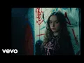 Download Lagu Holly Humberstone - Friendly Fire (Official Video)
