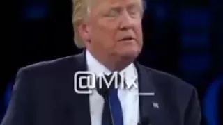 ترامب يقرا شعر يخبل عن الاصدقاء يخبل تحشيش 