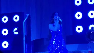 maren morris running the pageant st louis mo 8 16 2025 