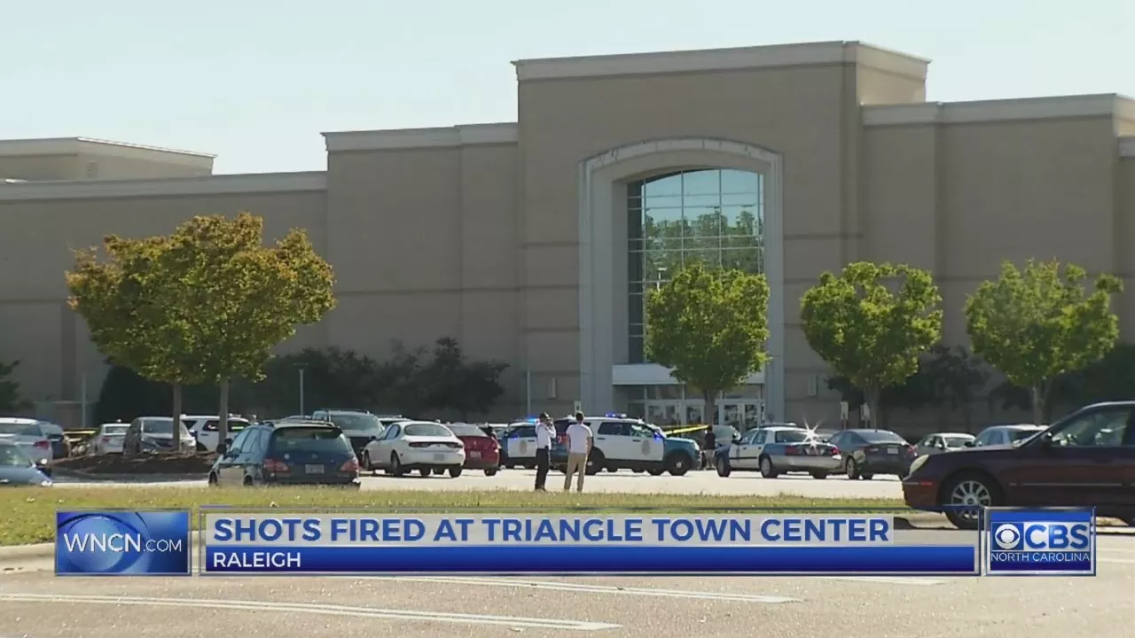 Watch robbery suspect pray after getting locked in store