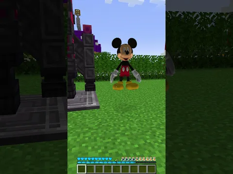 ماين كرافت لكن سافرت الى الفضاء مع ميكي ماوس😨#ماين_كرافت #minecraft