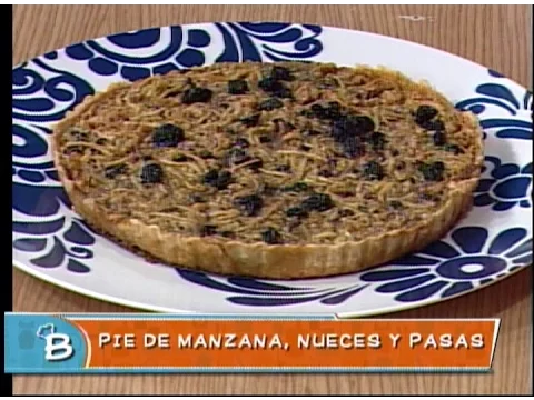 Pie de manzana, nueces y pasas