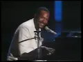Marvin Gaye`s last live performance brings the crowd to its feet!