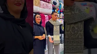 الدكش وام حلي وهما بيجيبوا مفروشات 