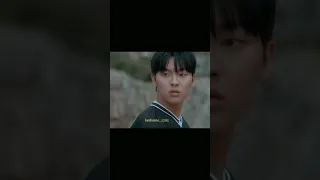 هذا المشهد بقلبي كيف قفز بس علمود يمنع ابو من الحادث الي راح يصيرة مسلسل البطيخ المتلألأ كيدراما 