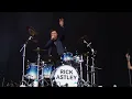 Lagu Rick Astley | Highway to Hell (Live)