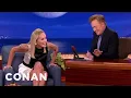 Video di Sharon Stone Recreates Her "Basic Instinct" Leg Cross