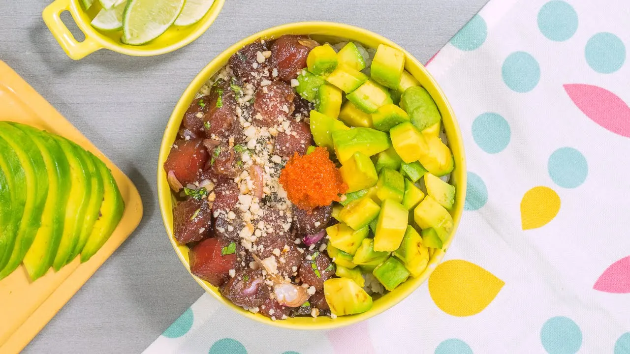A Simple Mid-Week Tuna and Avocado Bowl