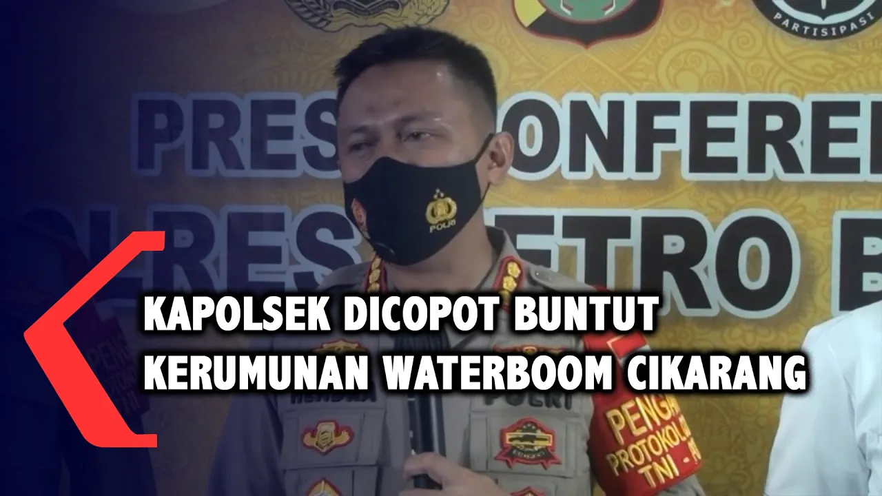 PENGUNJUNG WATERBOOM LIPPO CIKARANG DIBUBARKAN POLISI