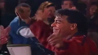 اجمل اغاني حسن الاسمر على المسرح    وفرحة الجمهور لما نزل و رقص معاهم    دندنها