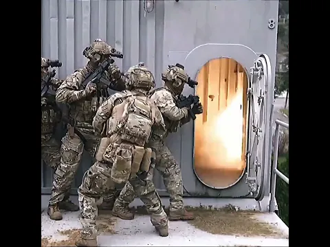 Bizim SATlar, Su Altı Taarruz - Zafer Bismillah