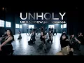 Download Lagu 30명의 댄서가 추는 언홀리 메가크루 퍼포먼스 | 'AB' vs 'ONESHOT' 방구석 여기서요? 'Unholy' Dance Performance