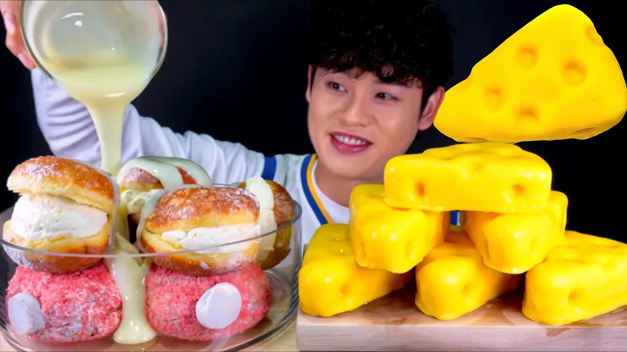 ASMR 꾸덕꾸덕X100 톰과제리 치즈케이크 우유크림 딸기생크림도넛에 연유 우유 말아먹방~! Cheese Cakes With Milk Cream Doughnuts MuKBang~!