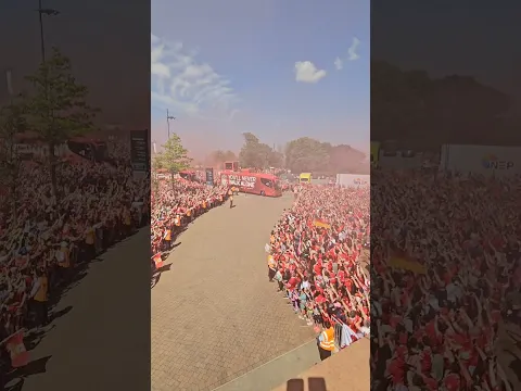 Download MP3 Sea of RED as THOUSANDS of Liverpool fans gather to welcome Jurgen Klopp to Anfield for final time