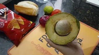 Um modo diferente de comer Abacate 