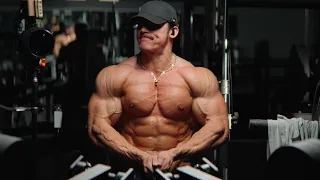 The Bulk Rebirth Day 31 - Chest 239.0 lbs