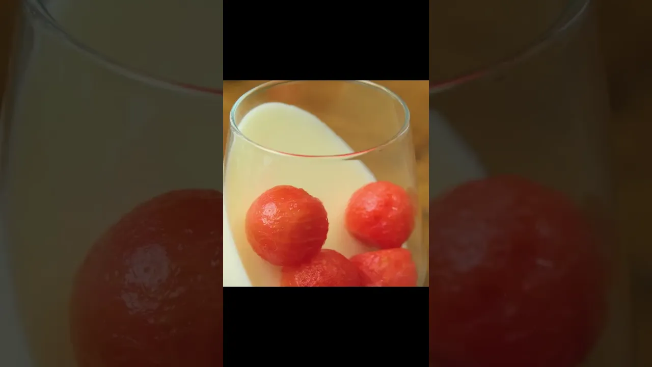 UNBELIEVABLE Watermelon Hack That WORKS  #shorts #hooplarecipes #pannacotta #tiktok