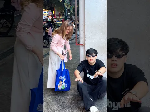 Blind Prank #funny #viral #comedy #prank