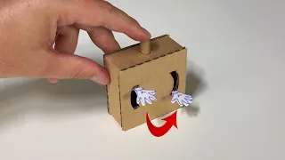 O Farmador de Aura Mais Insano Feito de Papelão